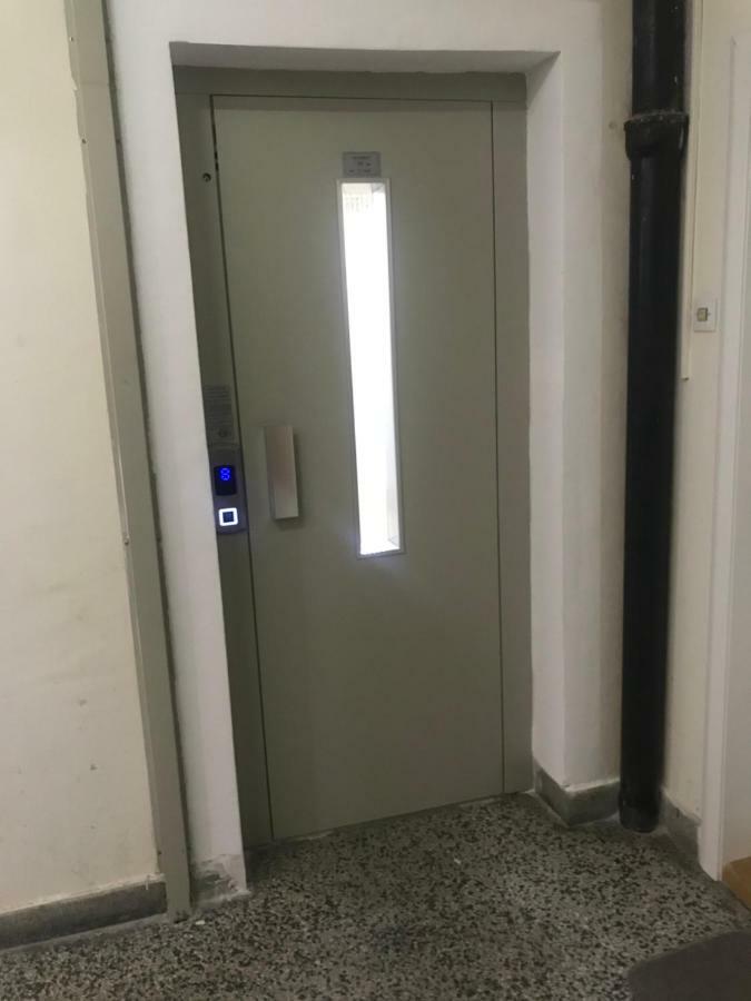 Penthouse Novi Apartment